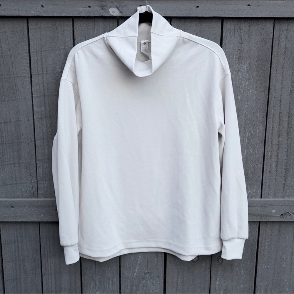 Lululemon Women's XS Softstreme Funnel-Neck Long Pullover EUC